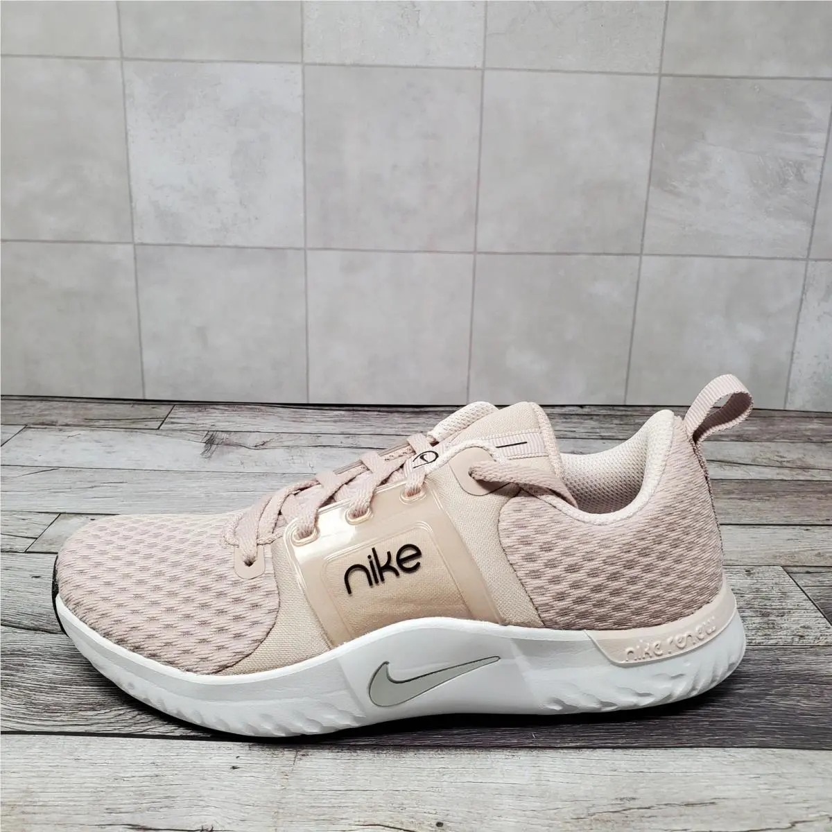 Nike shoes - Nike Renew In-Season TR 10 - CK2576-200 - Pink 3