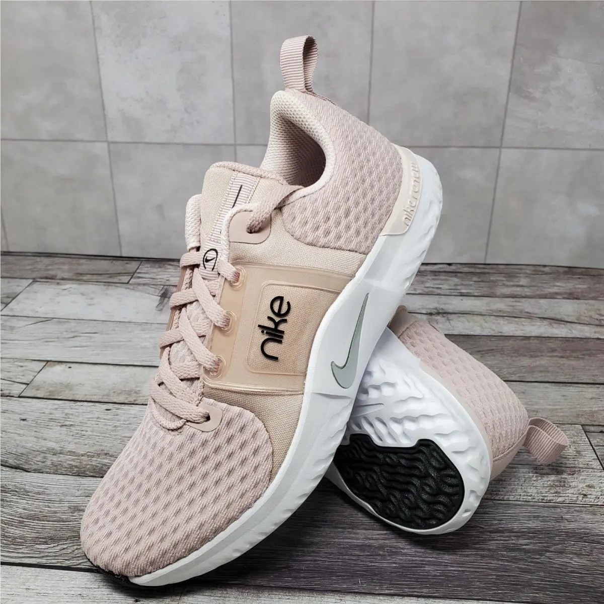 Nike Renew In Season TR Women`s Size 6.5 Training Shoes Mauve Pink CK2576-200