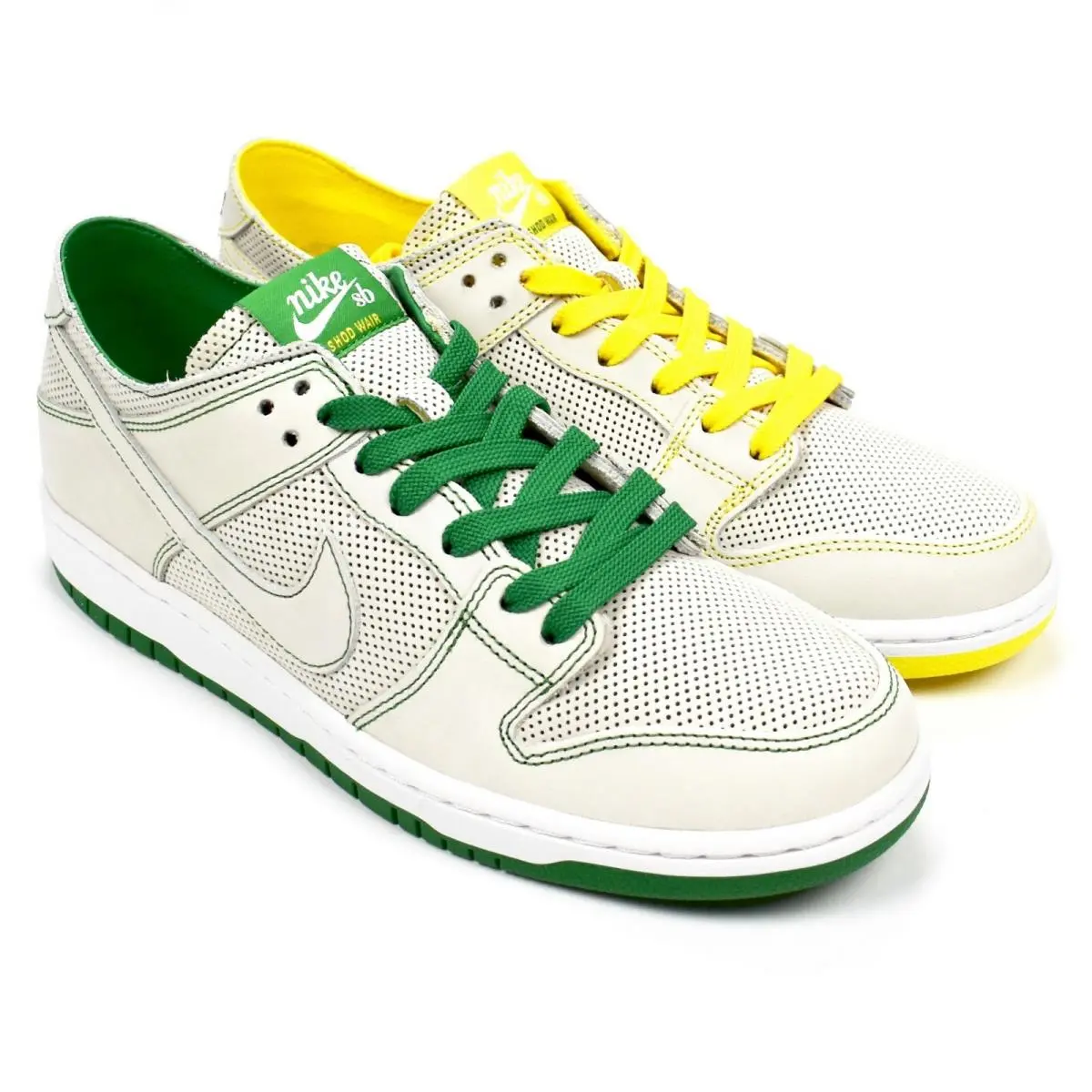 Nike shoes - Nike Sb Dunk Low - Dunk Low - AR1399-113 - Gray, Manufacturer: White/White-Aloe Verde 0