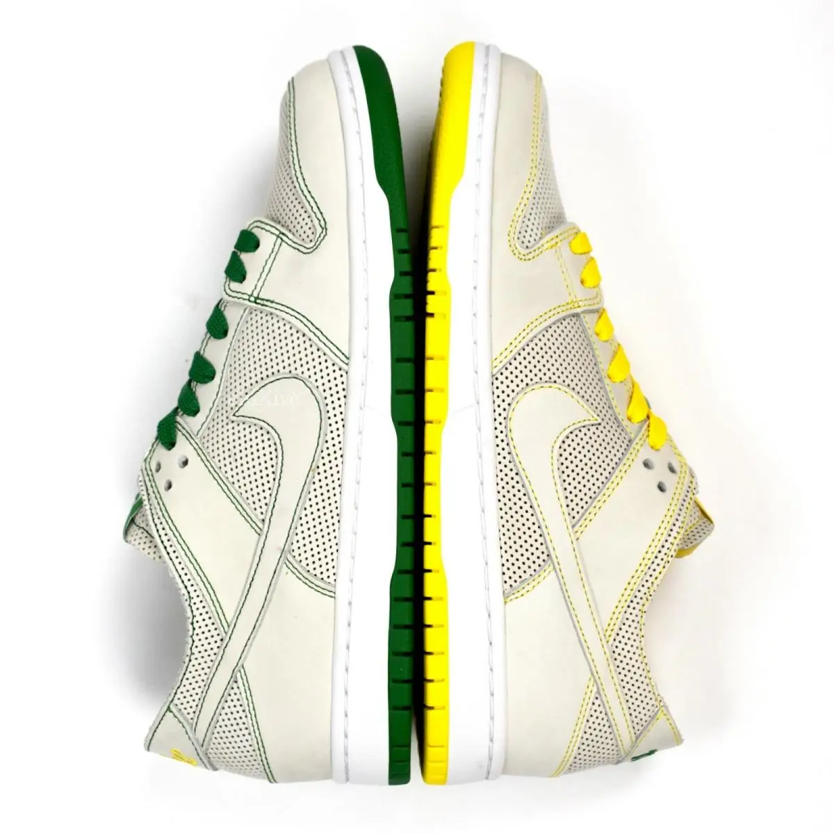 Nike shoes - Nike Sb Dunk Low - Dunk Low - AR1399-113 - Gray, Manufacturer: White/White-Aloe Verde 7