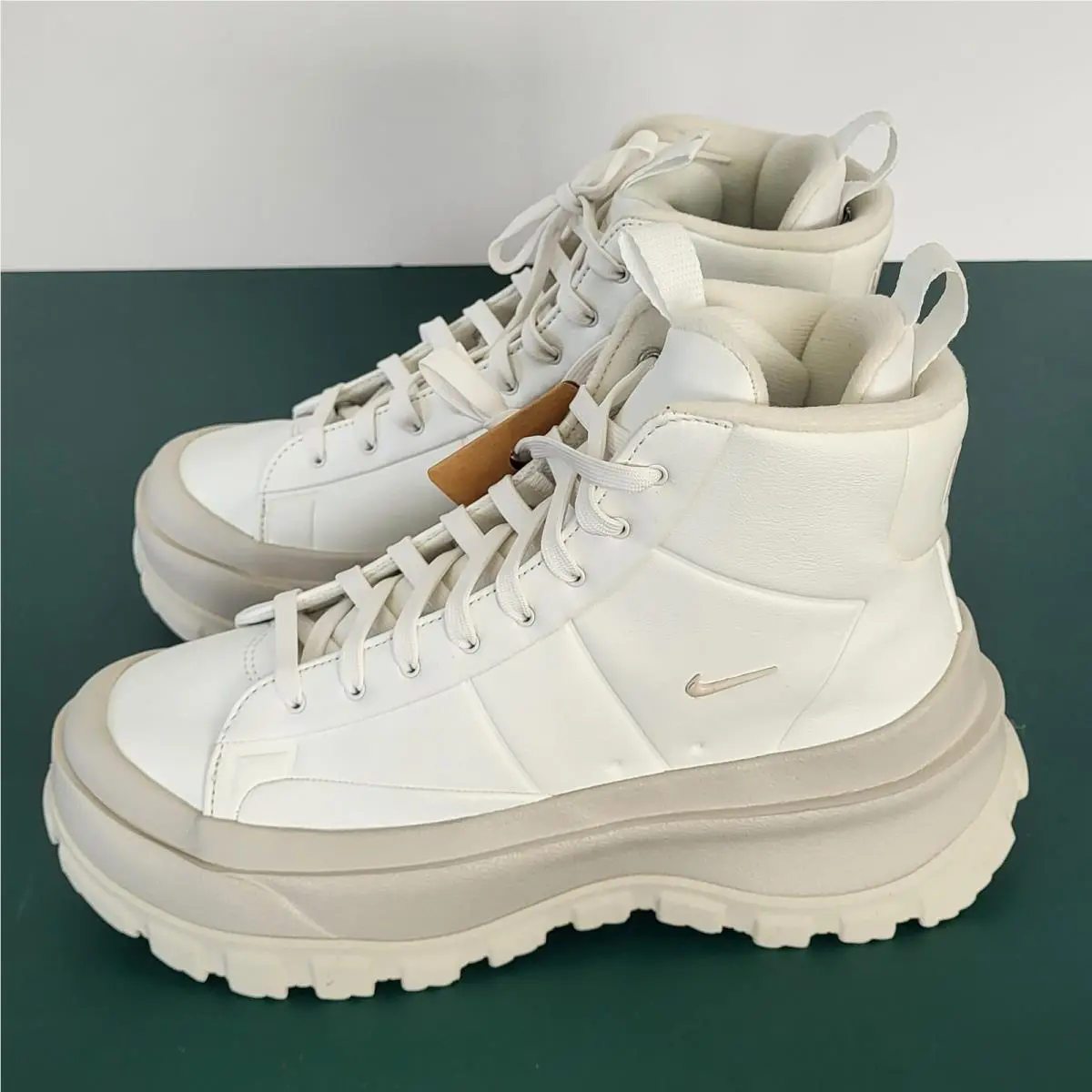 Nike Blazer Roam Mid Women`s Size 9 Boots Summit White/phantom FQ9065-100
