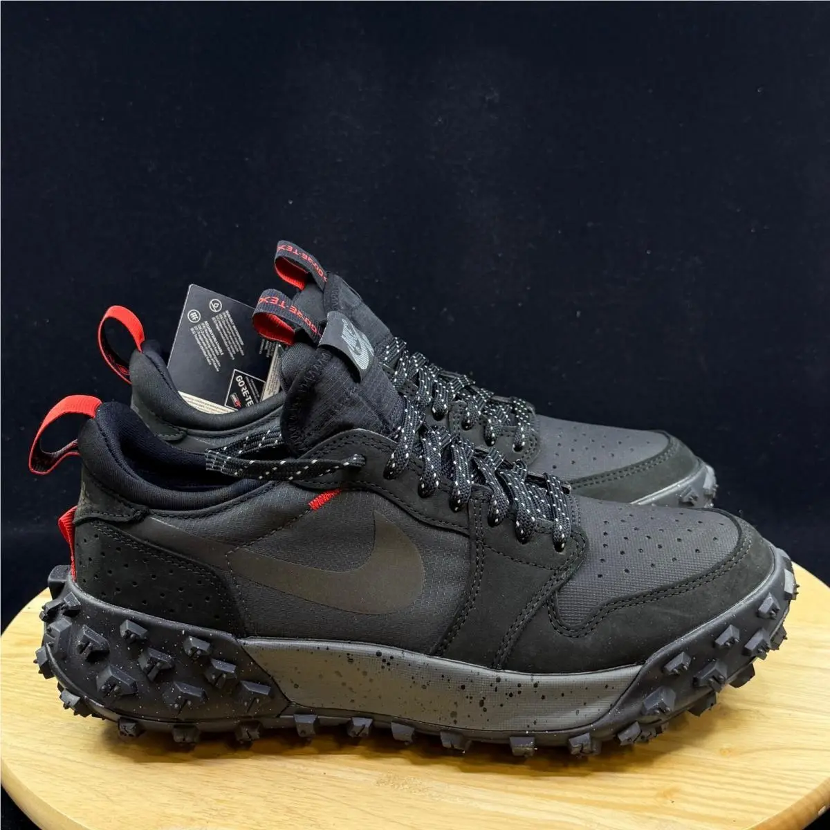 Nike shoes - Black 3