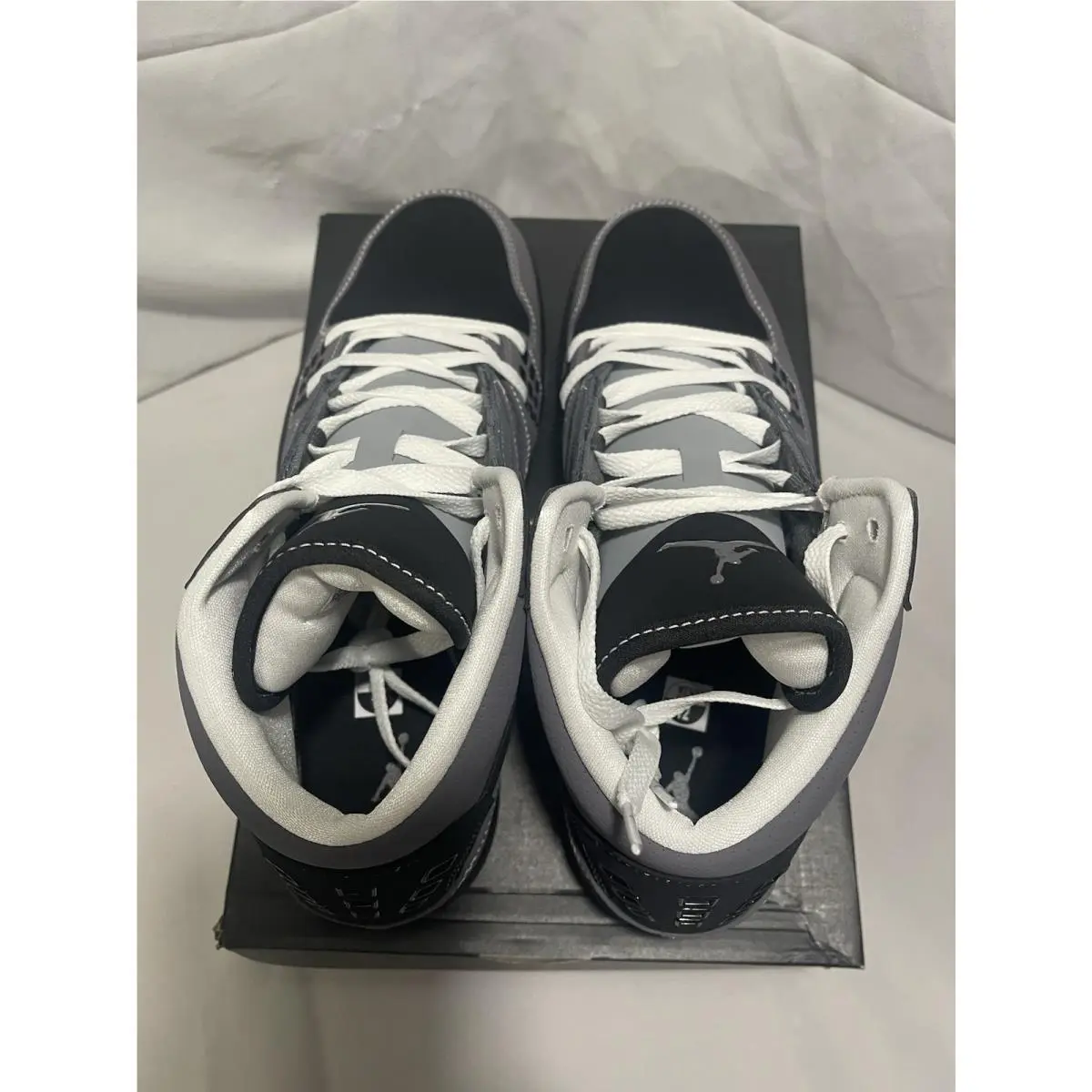 Nike shoes - Jordan 1 Flight - Flight - 372704-002 - Gray 2