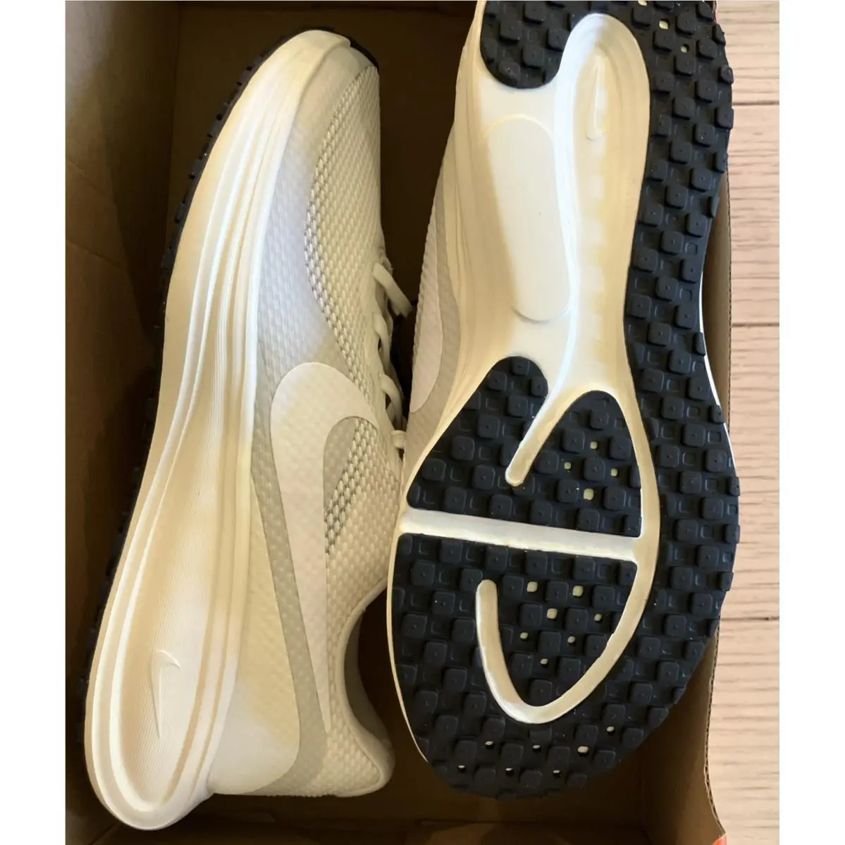 Nike shoes - HJ8485-103 - HJ8485-103 - Beige (UPC: 197862877991) 3
