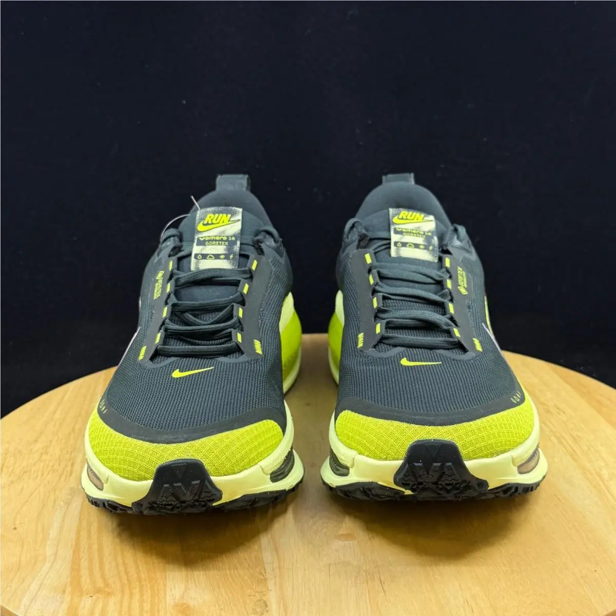 Nike shoes - Green 4