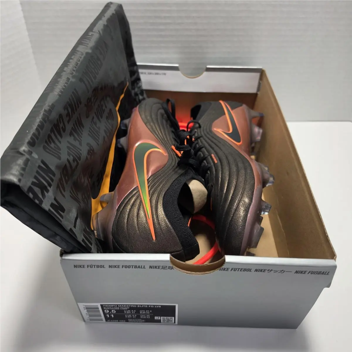 Nike shoes - Maestro - Maestro - IF4098-088 - Black/Laser Orange (UPC: 198726582525) 0