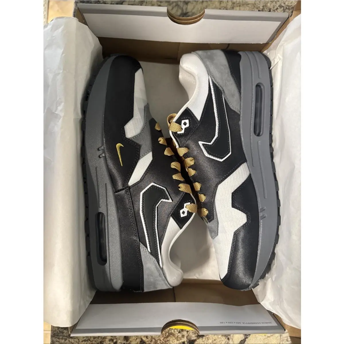 Nike Air Max 1 ‘big Head Mode’ Goldeneye 007 Size 12