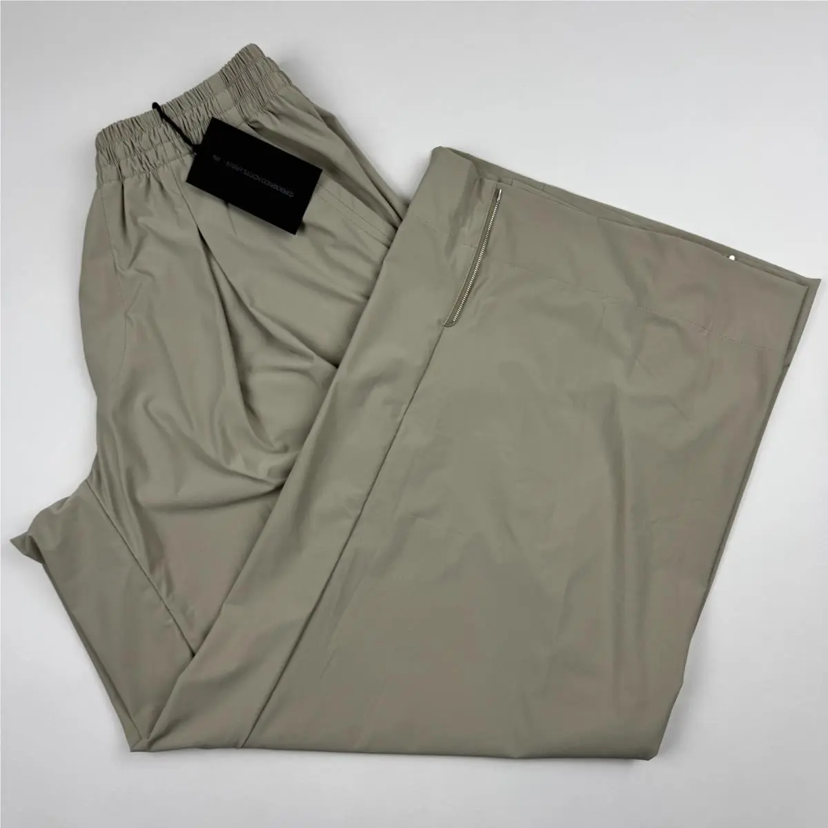 Nike Esc Every Stitch Considered Tailored Sneaker Pants Women M Beige CW3743-277