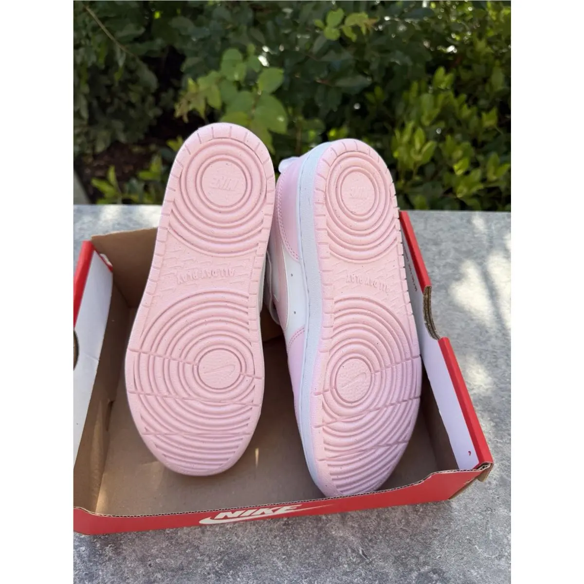 Nike shoes - WHITE/PINK FOAM 4