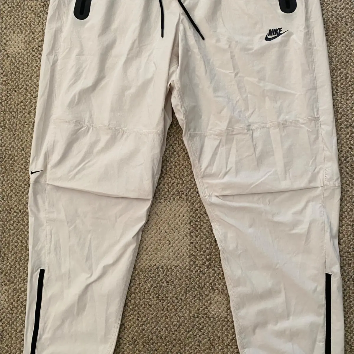 Nike clothing - HM8241 - HM8241 - Beige (UPC: 197599172352) 1