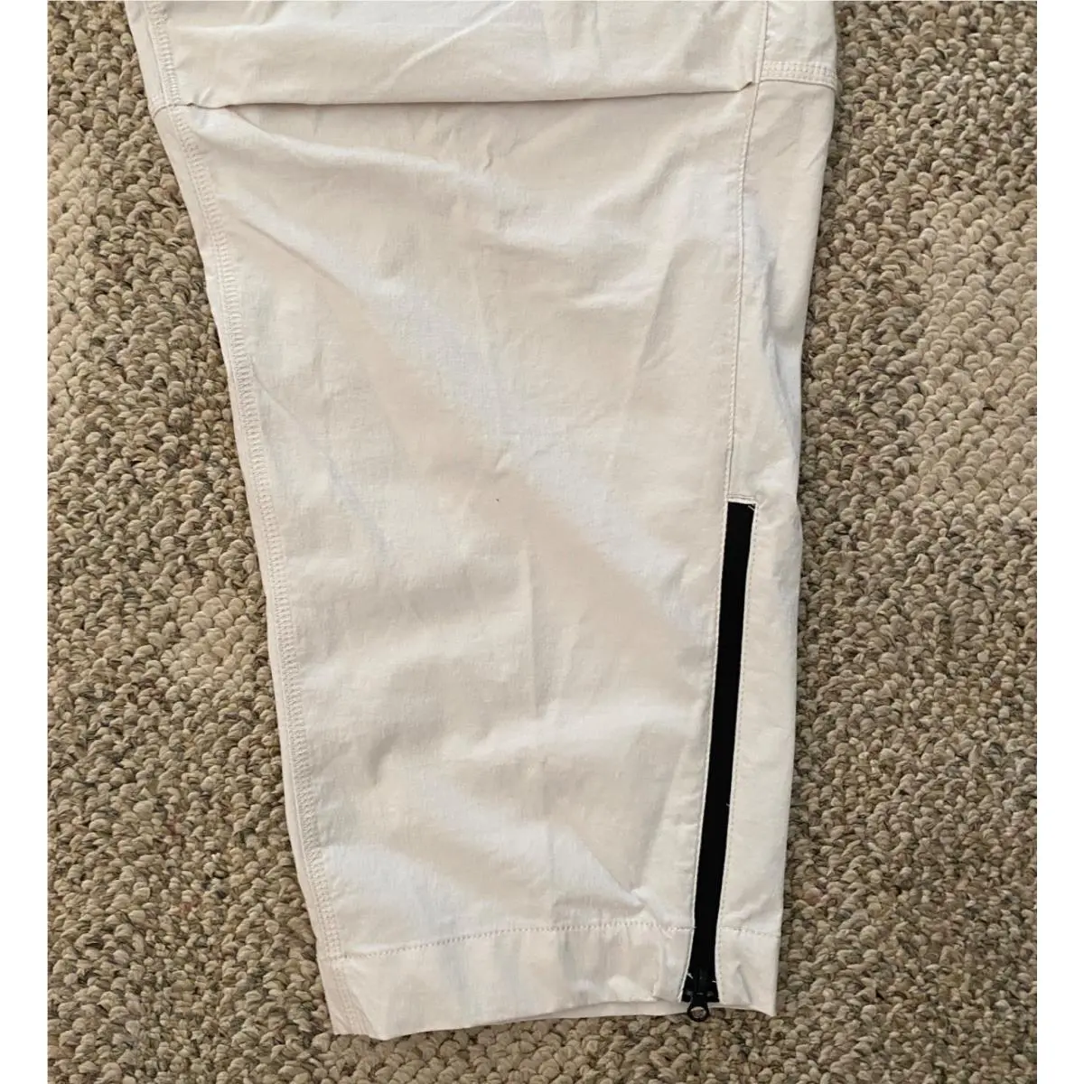 Nike clothing - HM8241 - HM8241 - Beige (UPC: 197599172352) 2