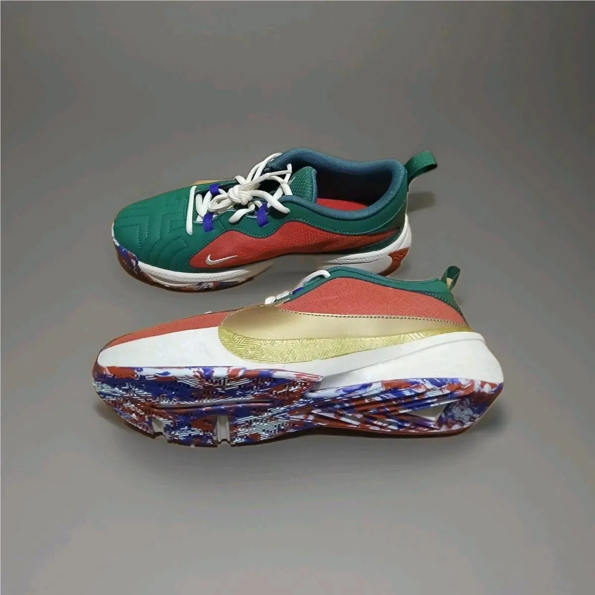 Nike shoes - DZ4486 600 - Red 3