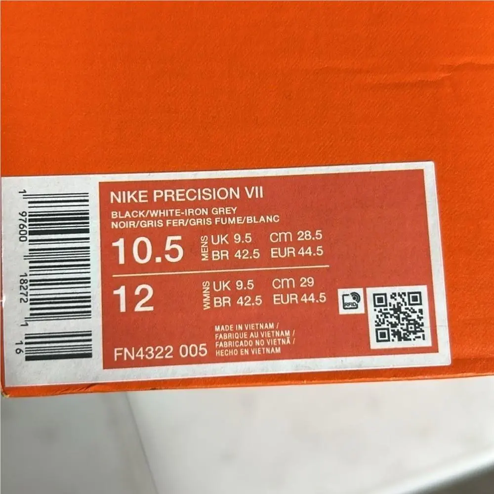 Nike shoes - Black 8