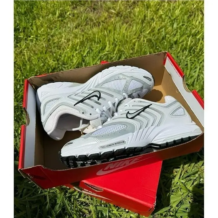 Nike shoes - Nike Essentialist - Essentialist - WHITE / BLACK 8