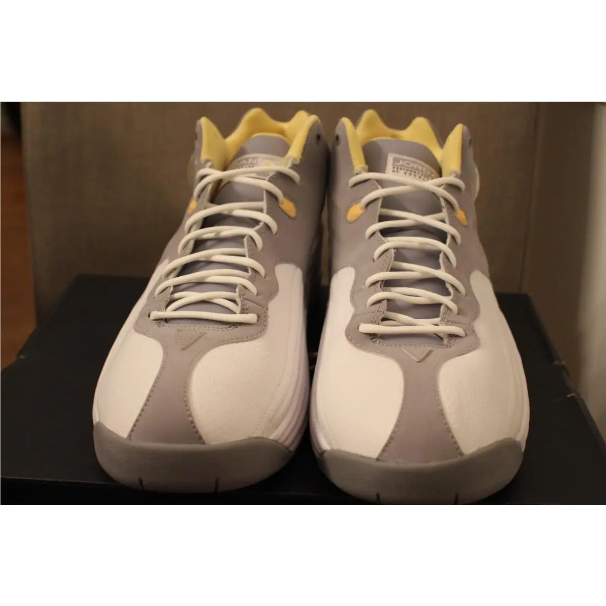 Nike shoes - Gray 0
