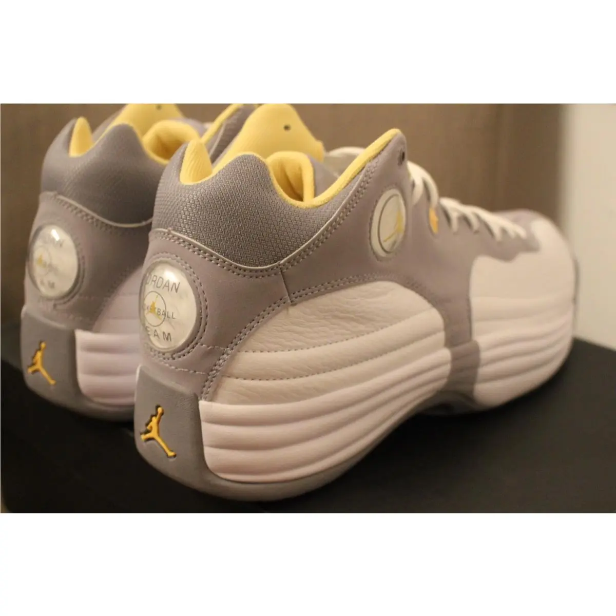 Nike shoes - Gray 3