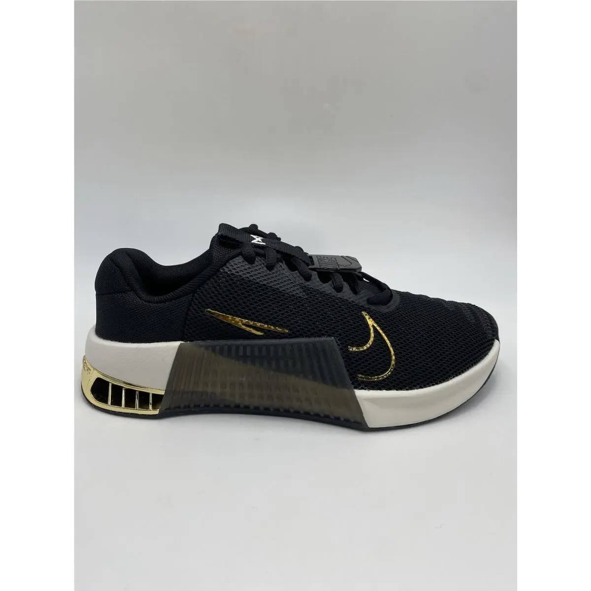 Nike shoes - NIKE iD - FJ8895 900 - Black/Gold-White 0
