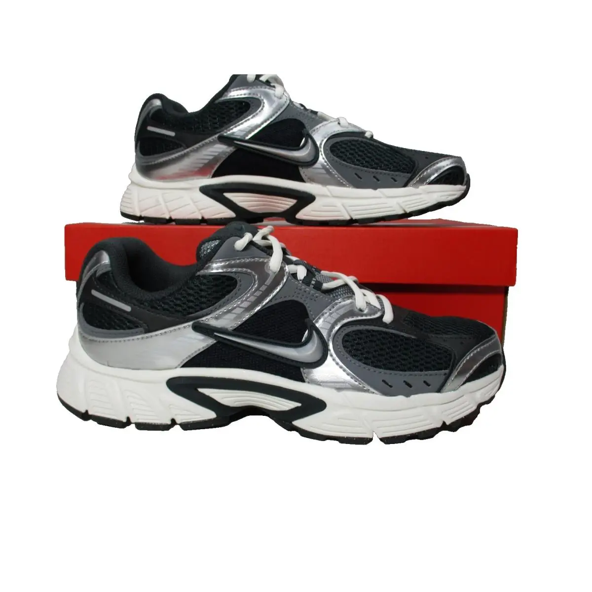 V5 Rnr Shoes Womens Size 9.5 Seaweed Metallic Silver Running HQ7901 300 by Nike