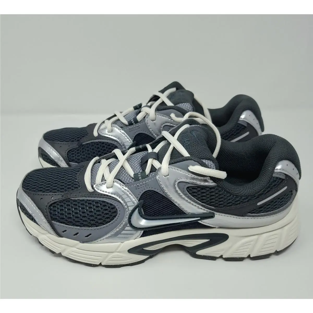 Nike shoes - Nike V5 RNR - RNR - HQ7901-300 - Gray 1