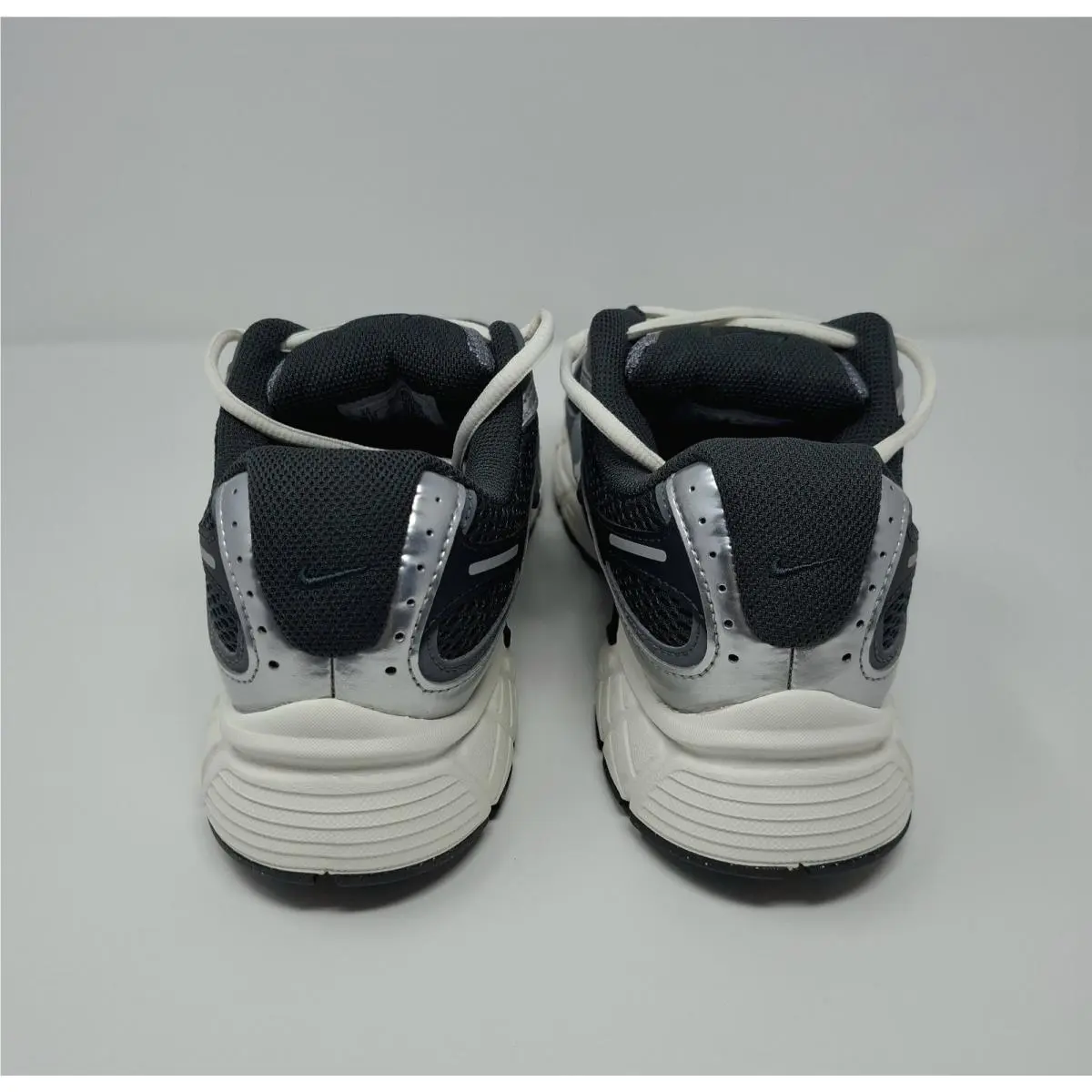 Nike shoes - Nike V5 RNR - RNR - HQ7901-300 - Gray 4