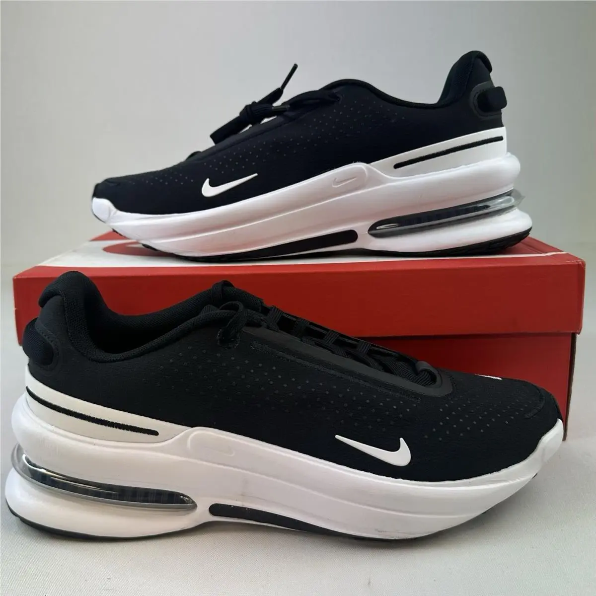Nike Air Zoom Upturn SC Black White Men Sz 11 Women’s 12.5 Sneakers IB2746-004