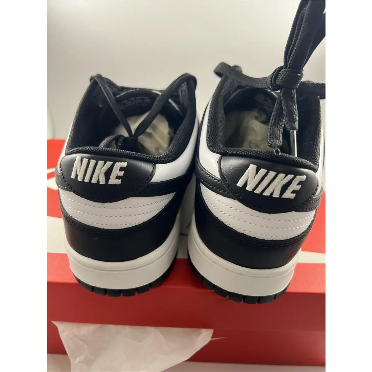 Nike shoes - Nike Dunks - Dunks - White (UPC: 194502876093) 3