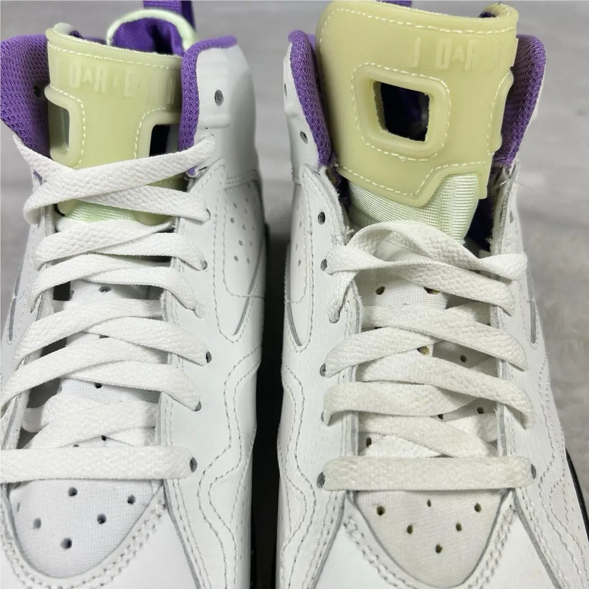 Nike shoes - White (UPC: 0197597036472) 5