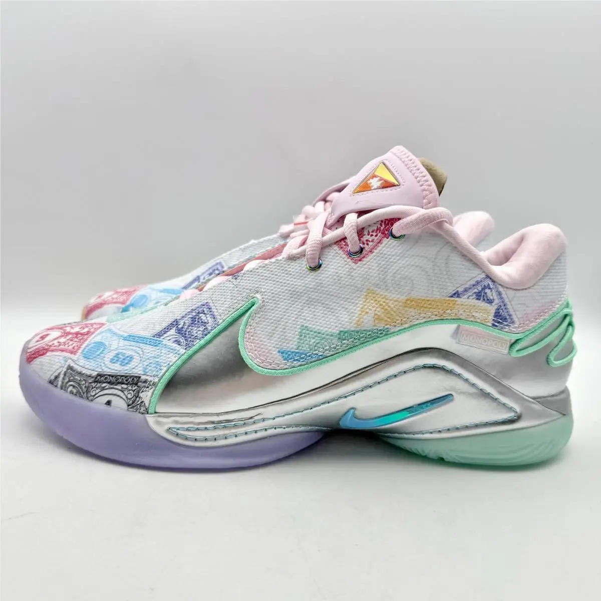 Nike shoes - White 6