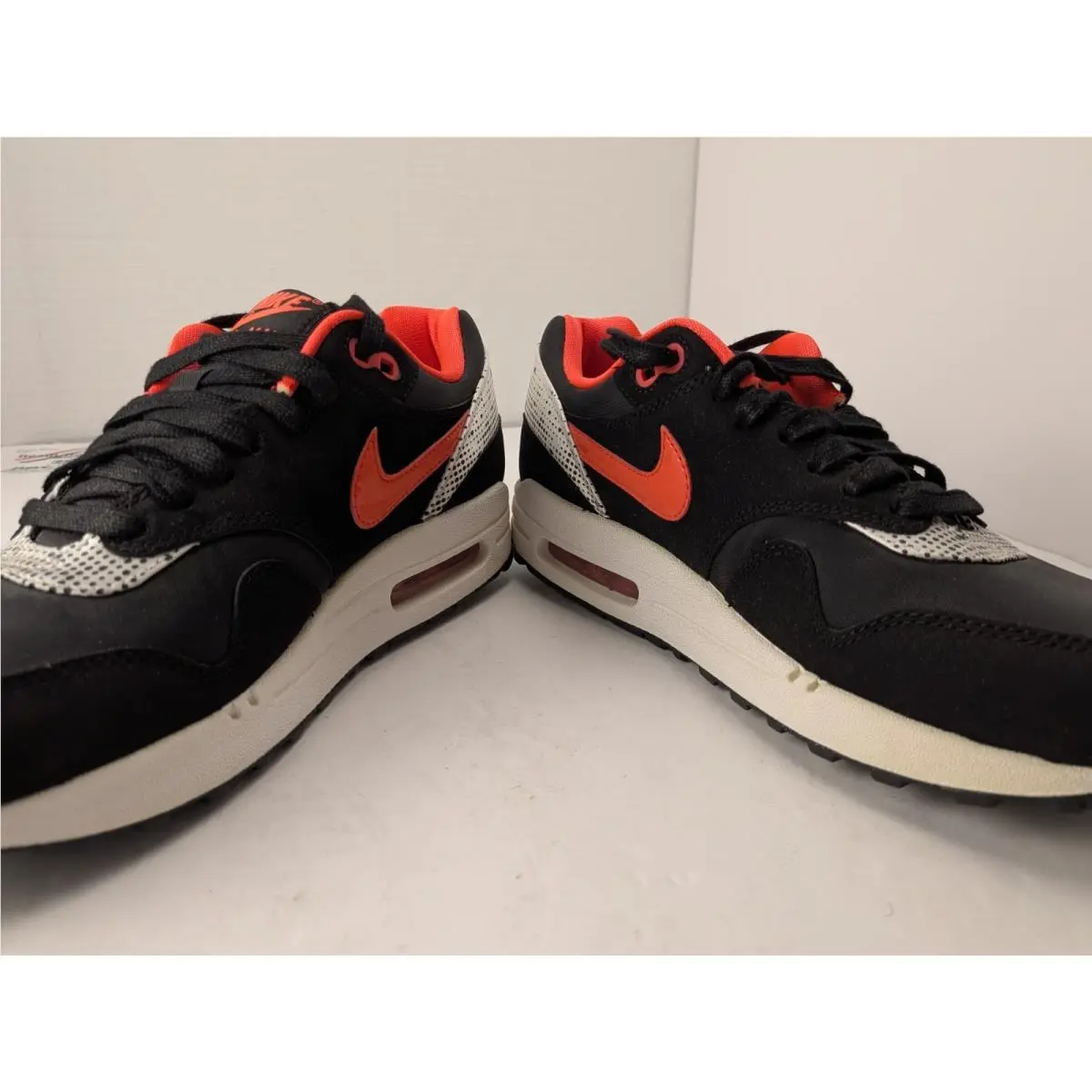 Nike shoes - Wmns Air Max 1 QOH 