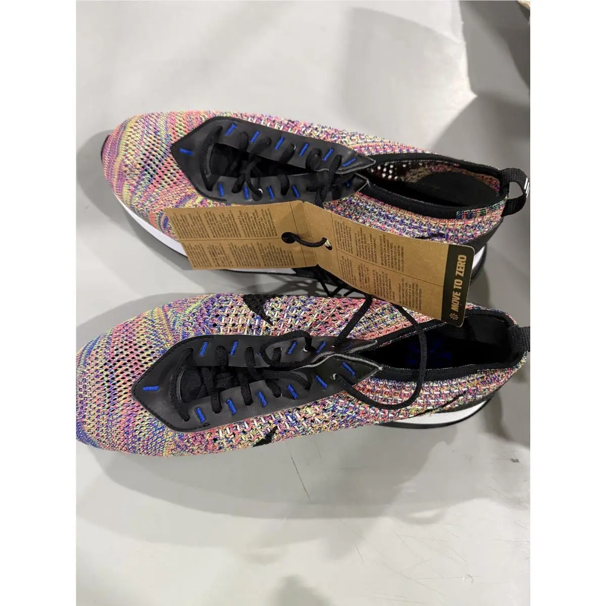 Nike shoes (UPC: 196155087468) 0