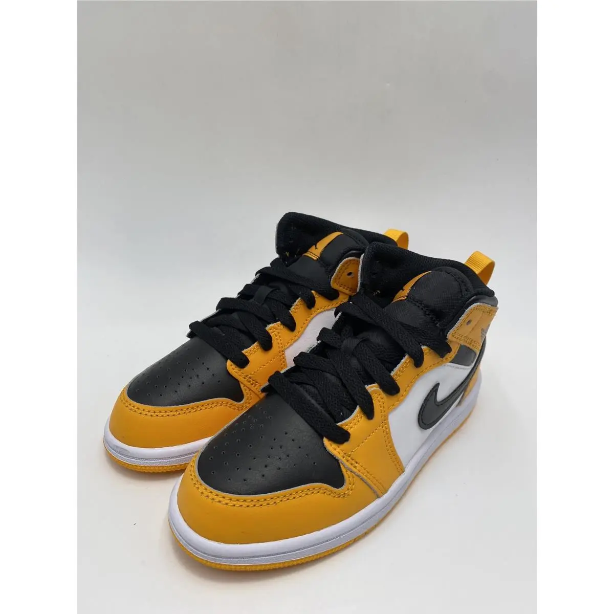 Nike shoes - Jordan 1 Mid - Mid - 640734 701 - Black (UPC: 196149402451) 2