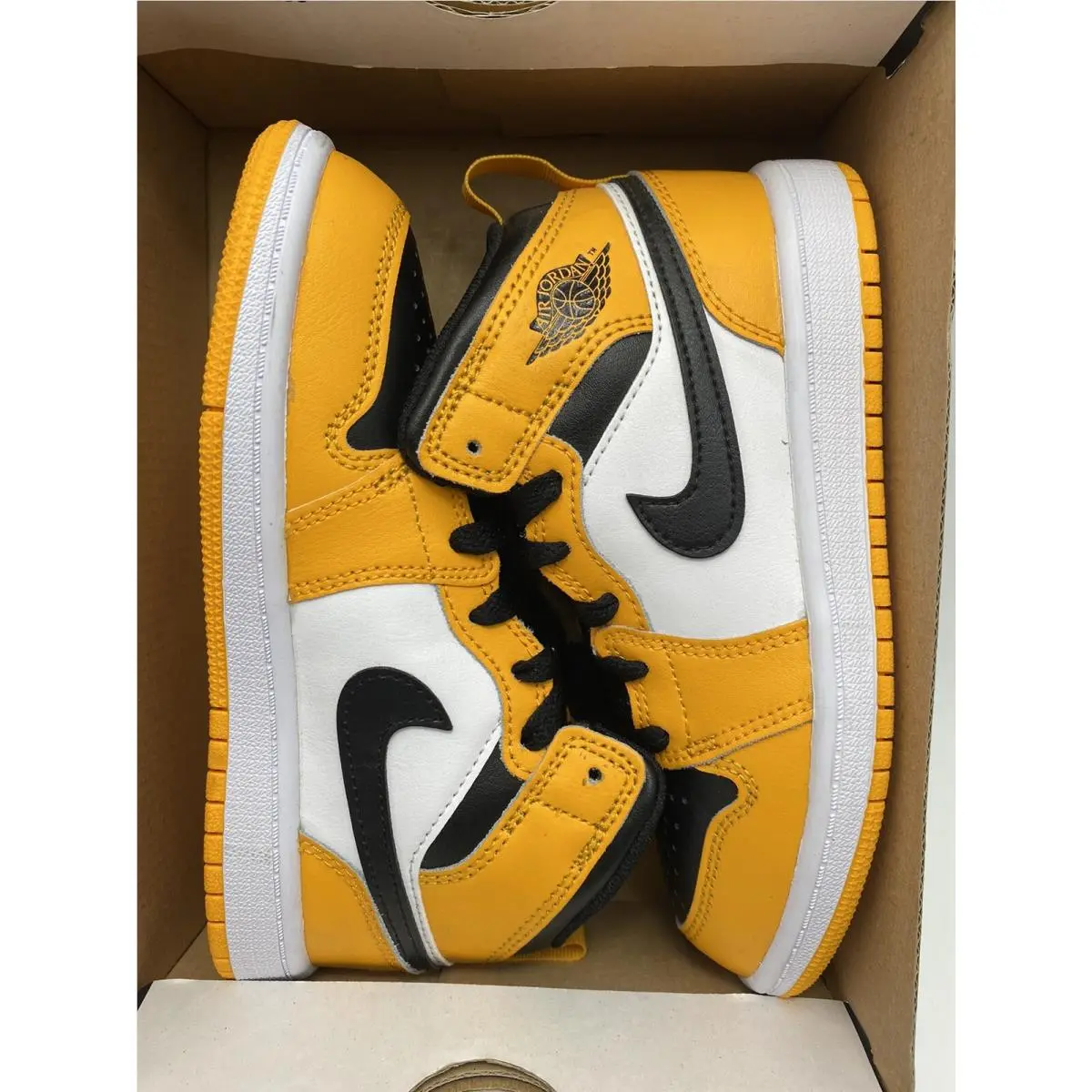 Nike shoes - Jordan 1 Mid - Mid - 640734 701 - Black (UPC: 196149402451) 5