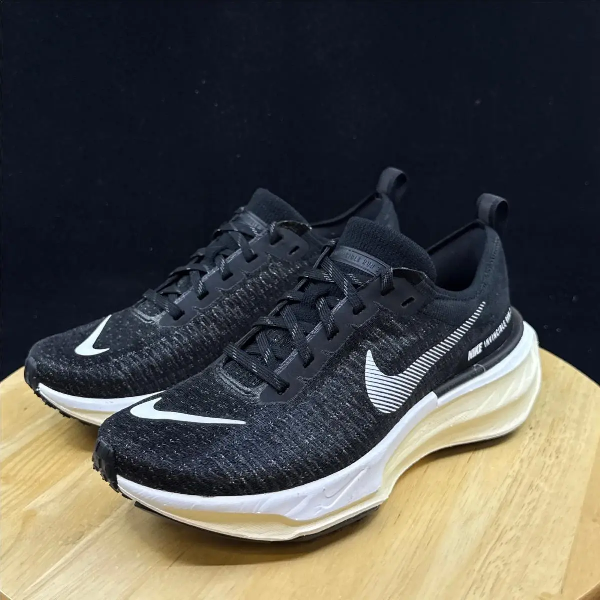 Nike shoes - Black 5