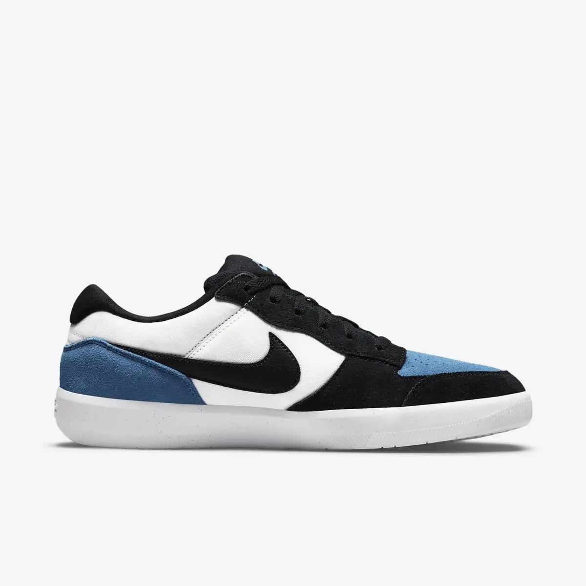 Nike shoes - Dutch Blue/White/Black (UPC: 195237074426) 1