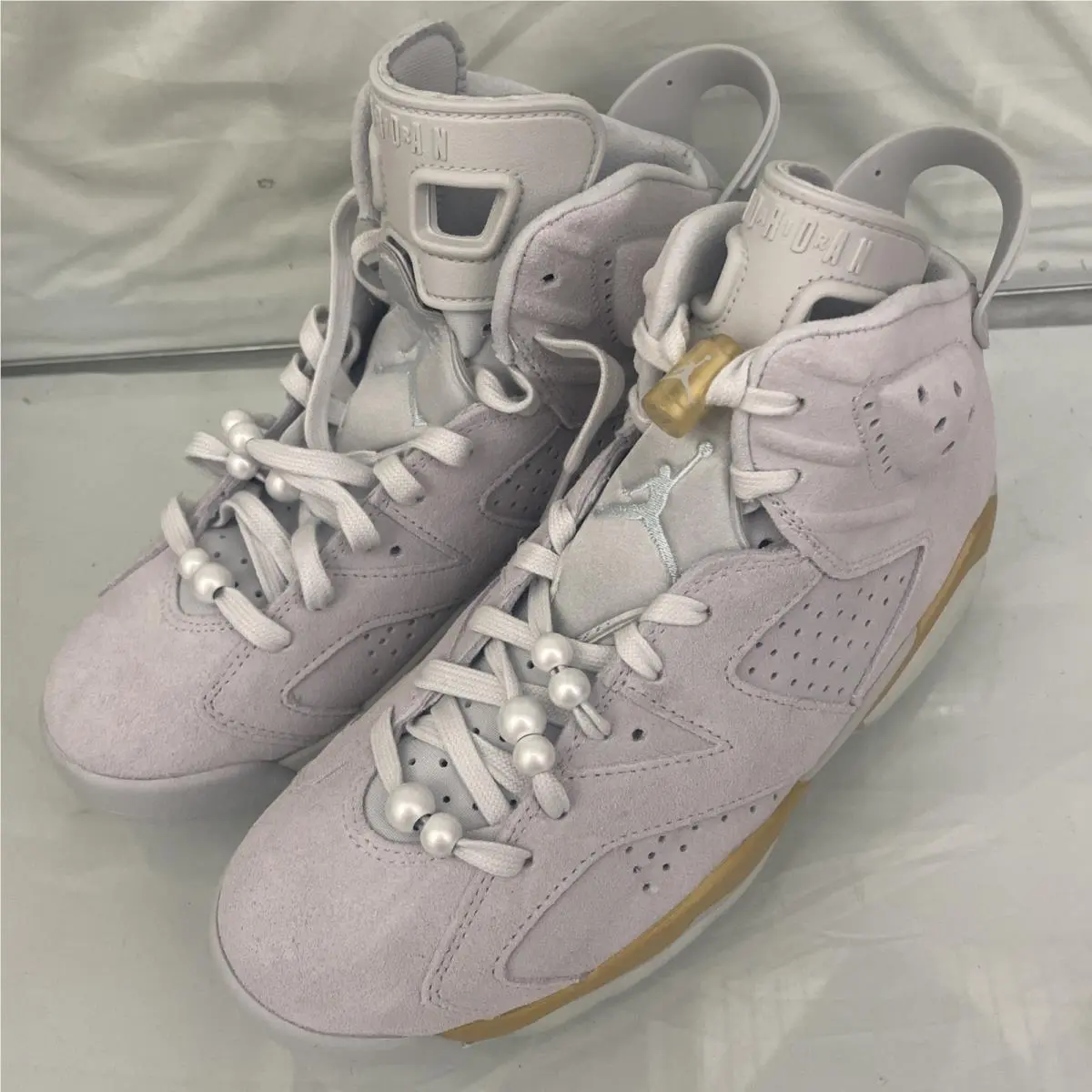 Nike shoes - Air Jordan 6 - Air - White 2