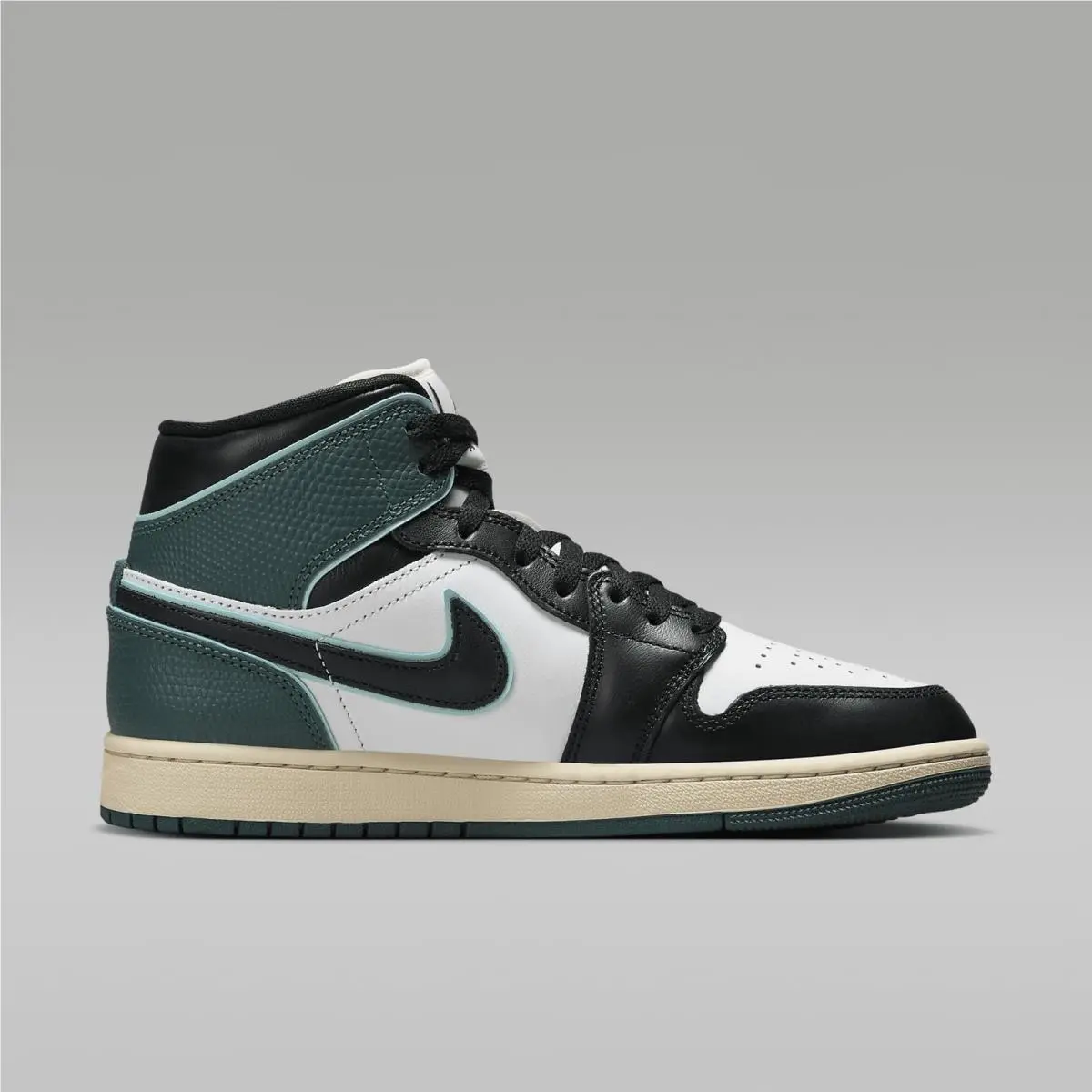 Nike shoes - Air Jordan 1 Mid Se Women`s Shoes - White (UPC: 197597050690) 1