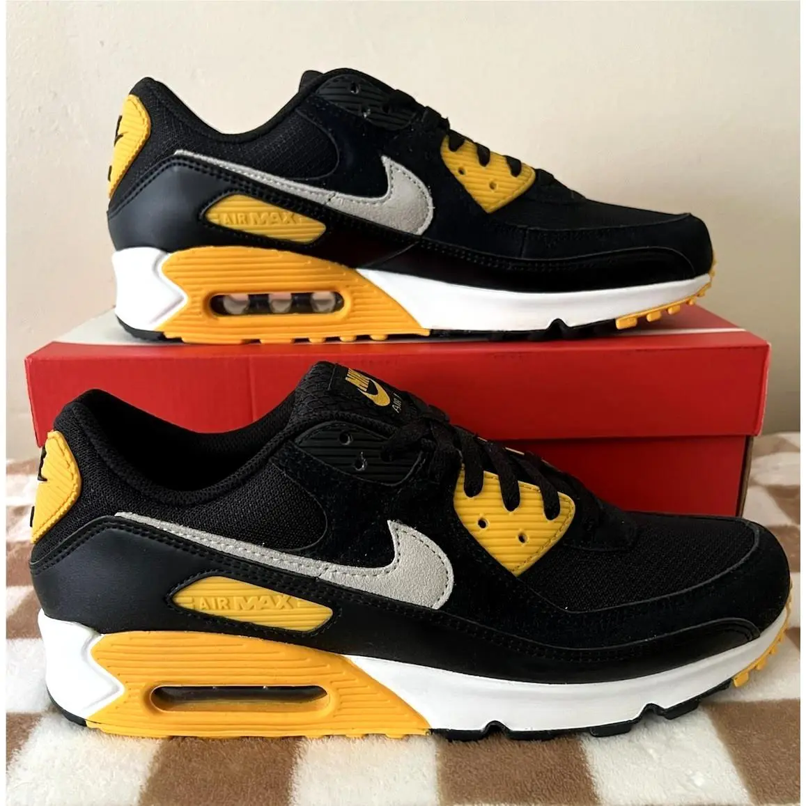 Nike Air Max 90 Sneakers Wu-tang Yellow/blackviet FN6958-002 Men`s Size 11