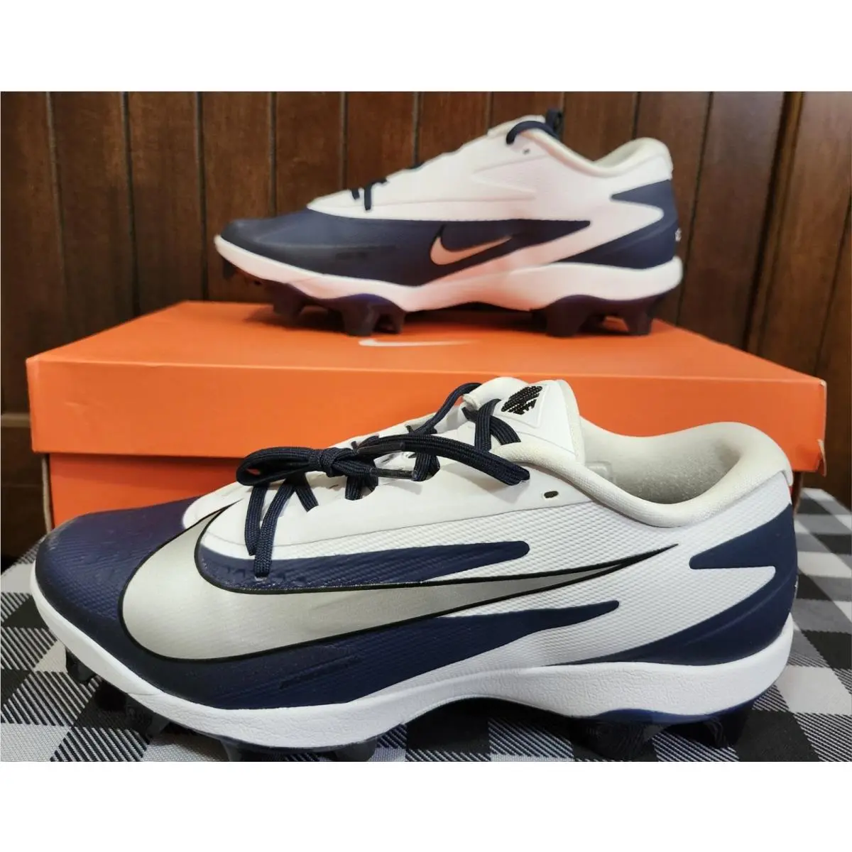 Nike Diamond Cleats Baseball White Navy Shoes Men Size 11.5 Women 13