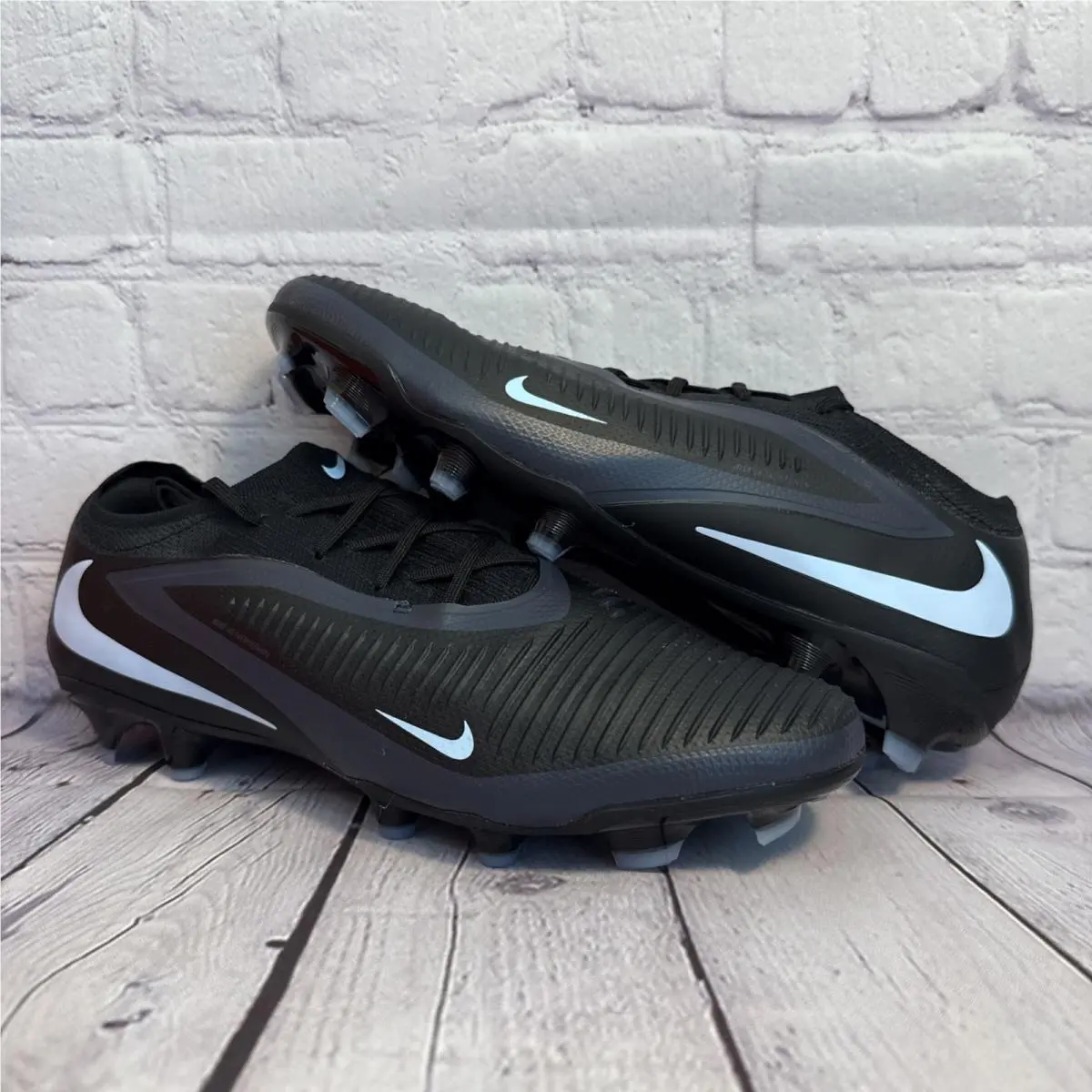 Nike Phantom 6 Low Pro FG Shadow Black Soccer Cleat HJ4122-003 Men’s Size 9.5