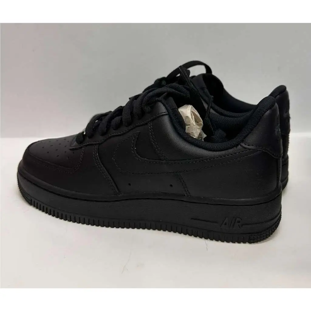 Nike Womens Low-top Sneakers