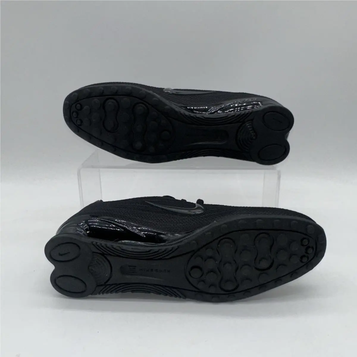 Nike shoes - Nike Shox - Shox - HQ7540 003 - Black 1