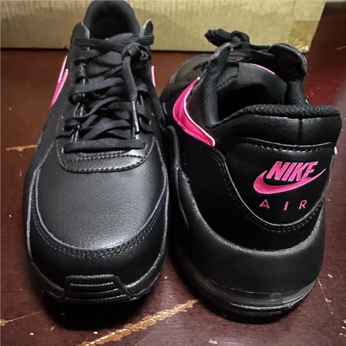 Nike shoes - Black 1