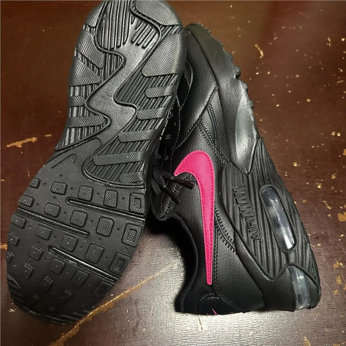 Nike shoes - Black 2