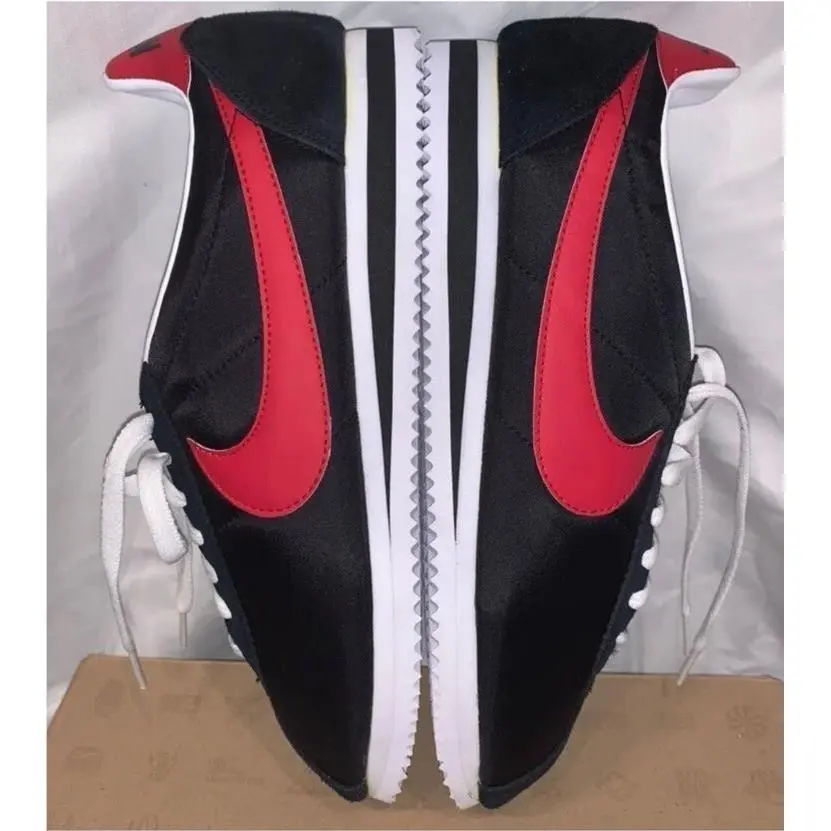 Men`s Nike Cortez Og Nylon Suede 2011 Black / University Red Swoosh Classic