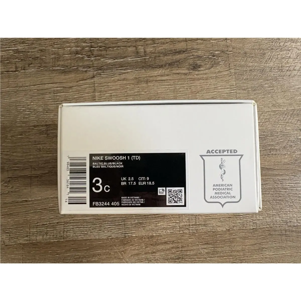 Nike shoes - Blue (UPC: 0198483561641) 4