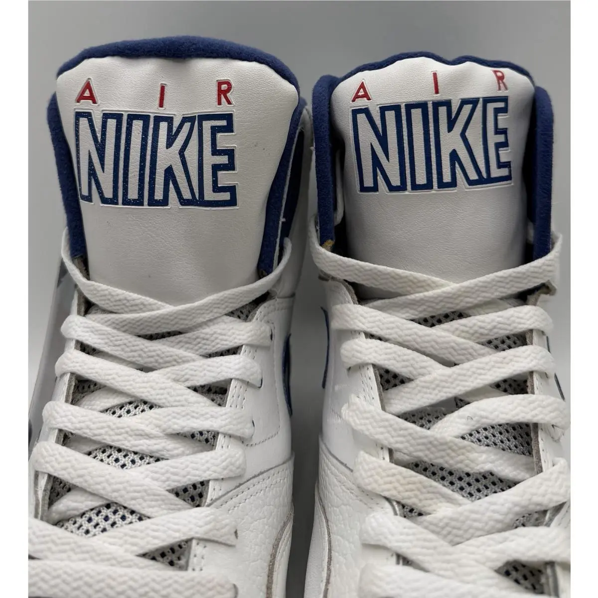 Nike shoes - White w/Blue 1