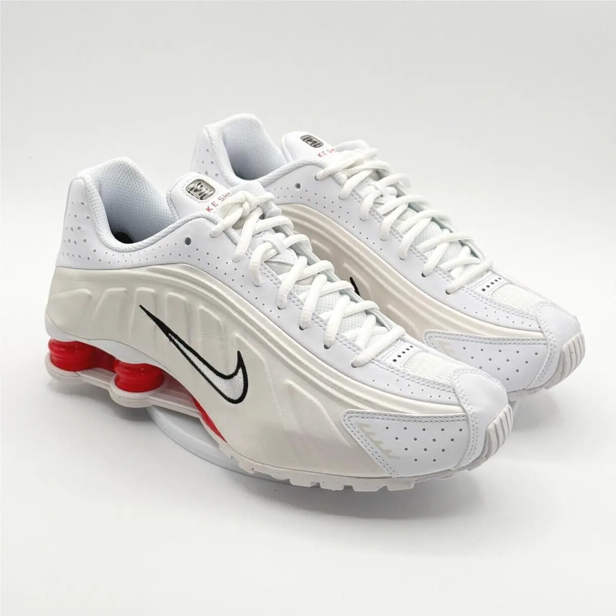 Nike shoes - Nike Shox R4 - Shox - White 3