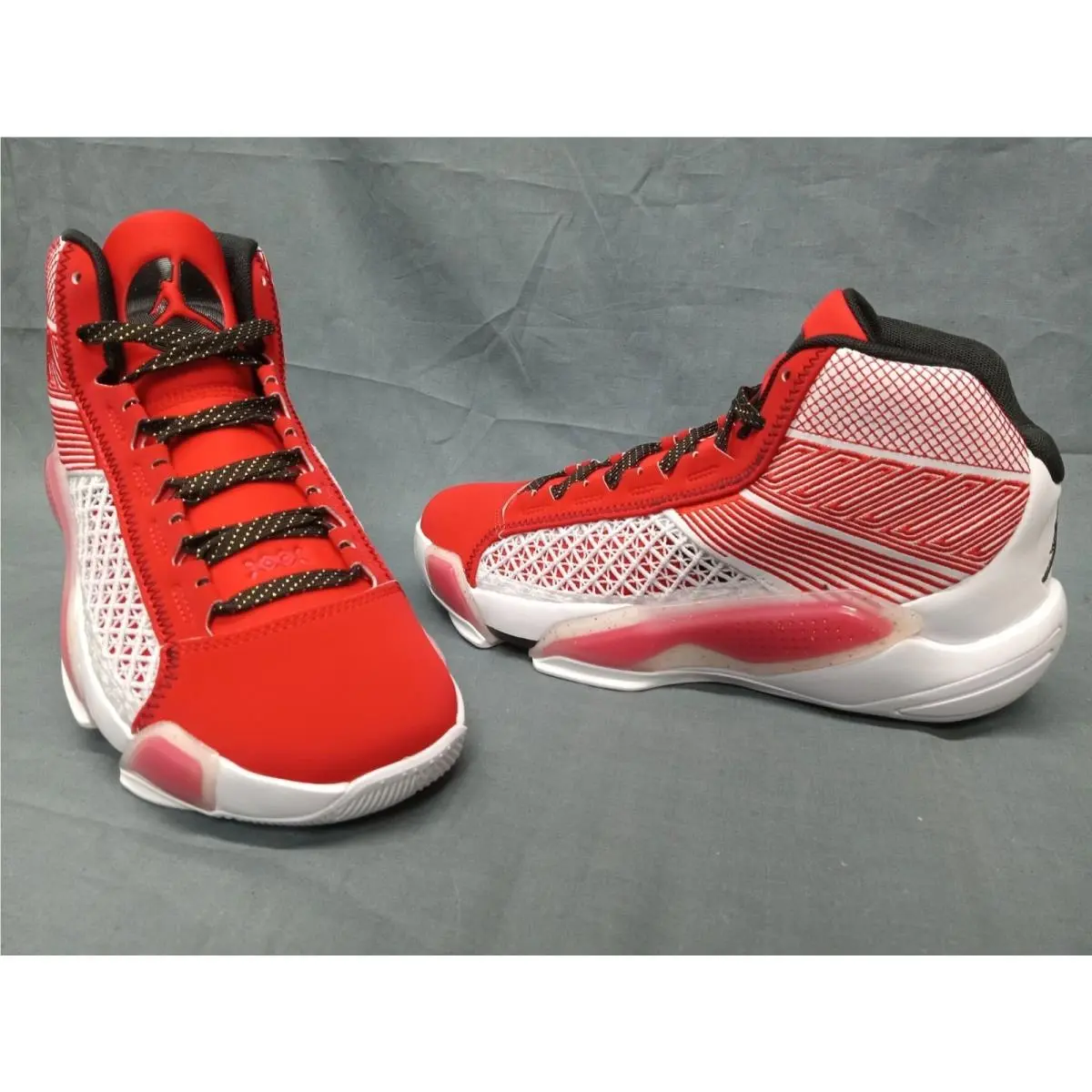 Nike Air Jordan Xxxviii GS White Black University Red Boys Size 6.5