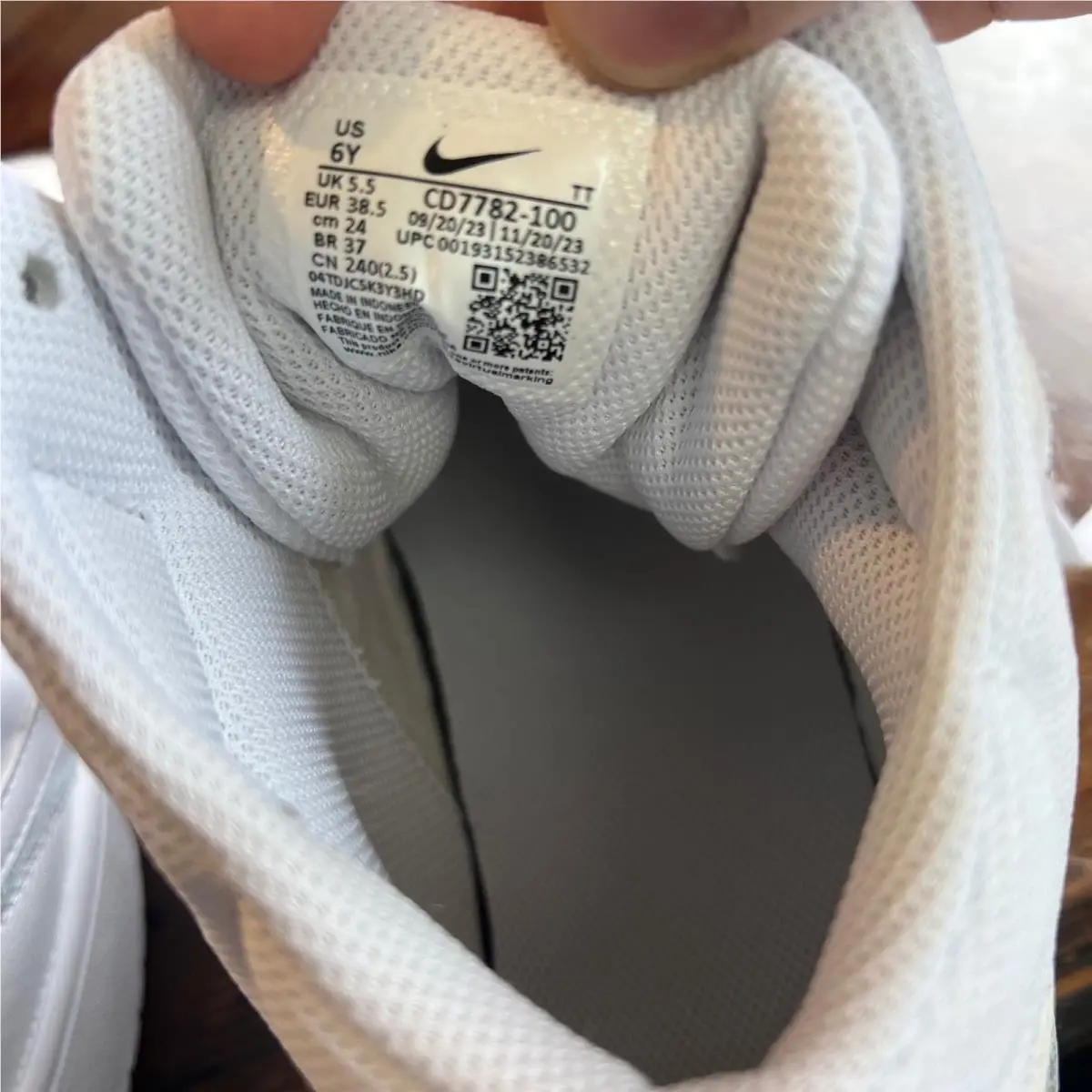 Nike shoes - Court Borough Mid 2 (GS) - White 10