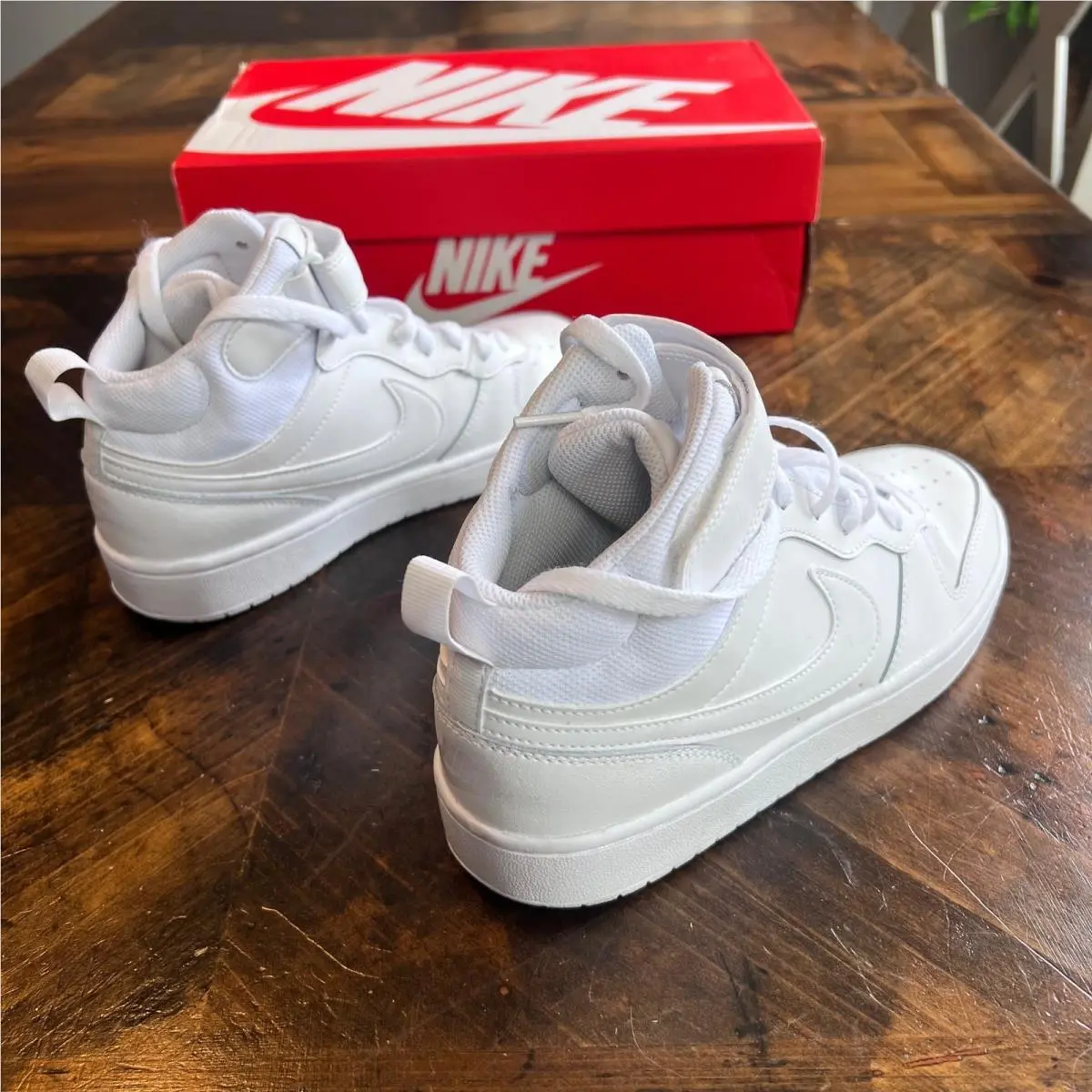 Nike shoes - Court Borough Mid 2 (GS) - White 1
